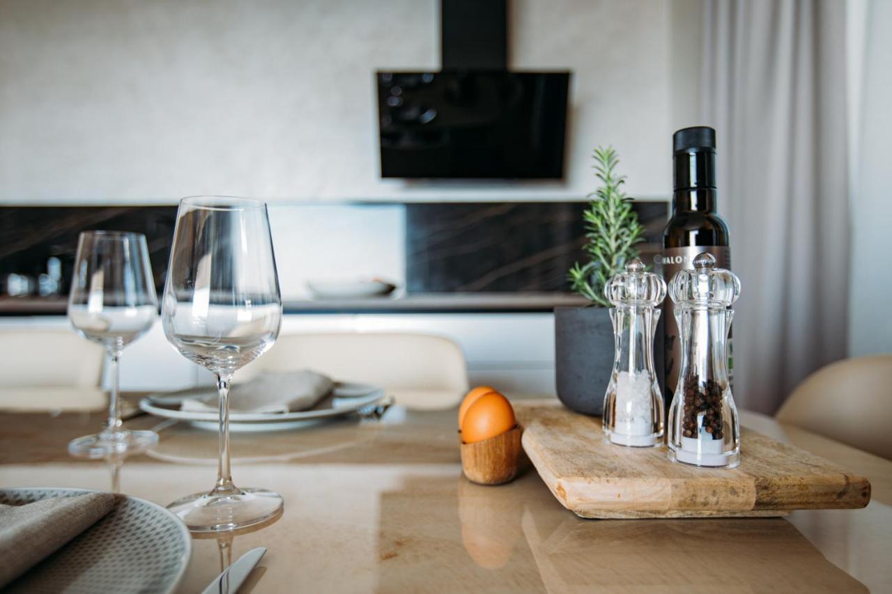 Luxury Apartment Iris Adriatica ***** Опатия Экстерьер фото